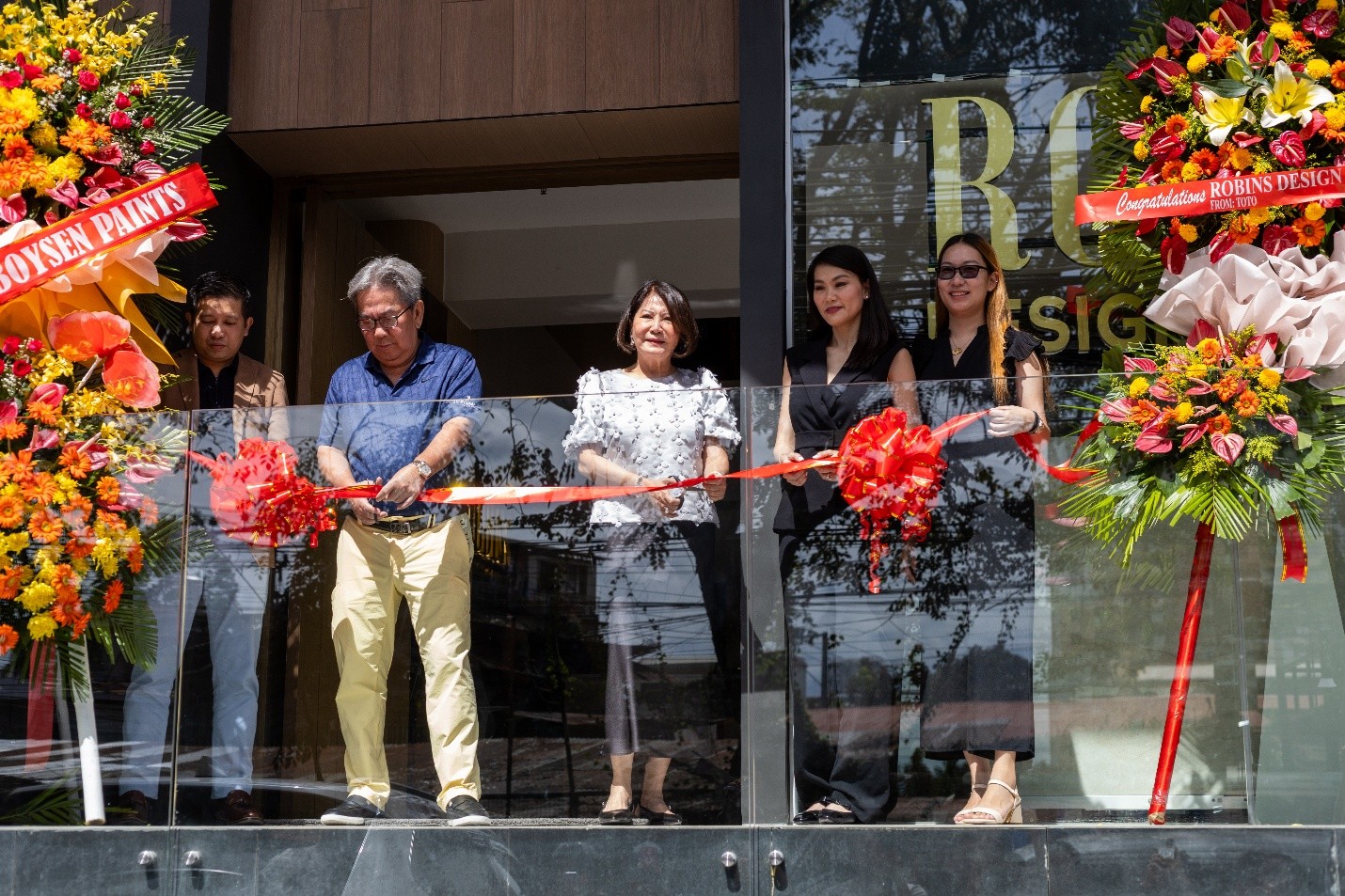 in-philippines-robins-design-gallery-reopens-flagship-cebu-showroom
