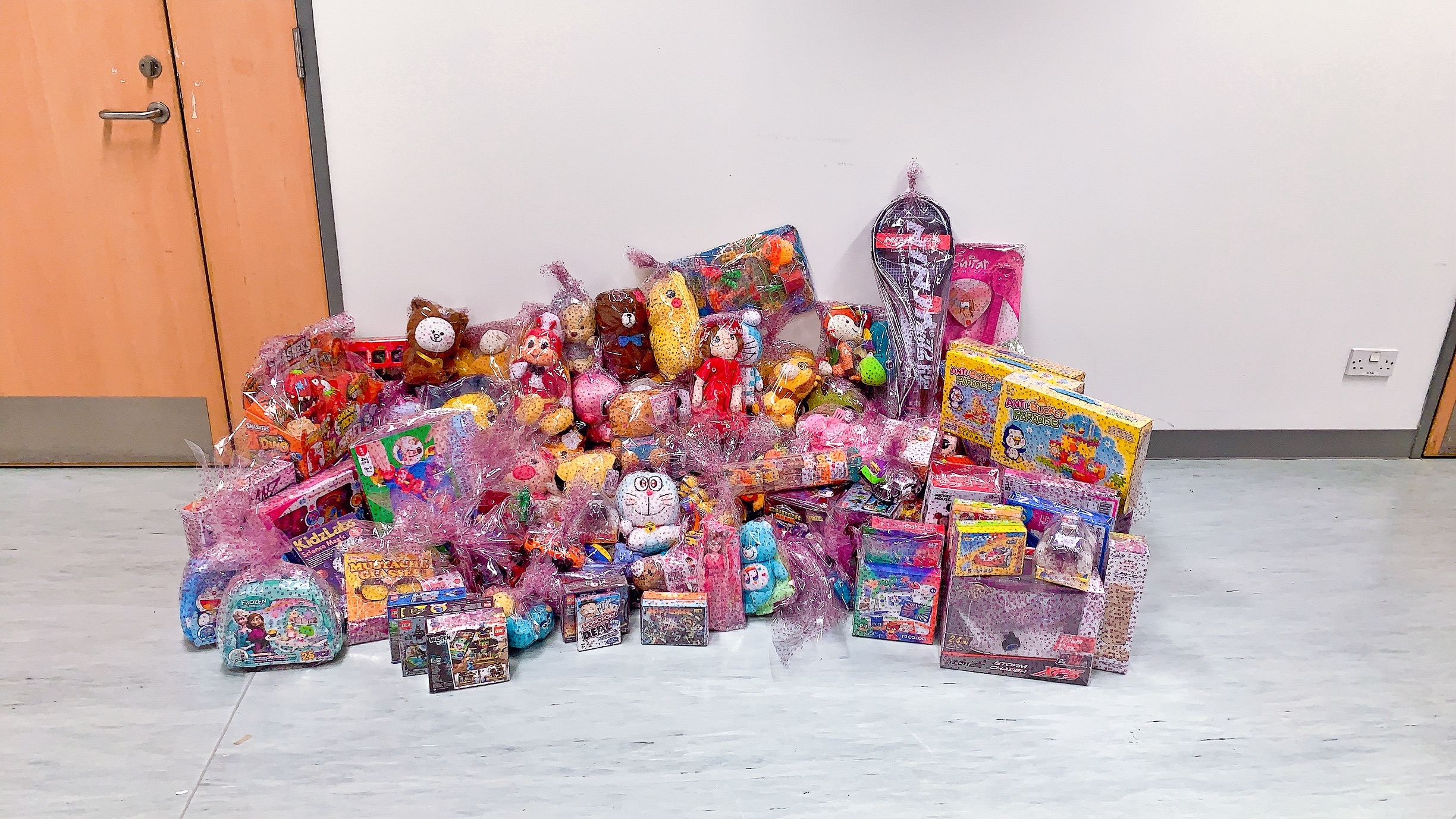 [In Singapore] Food from The Heart 2019 CSR Toys Contribution - 2